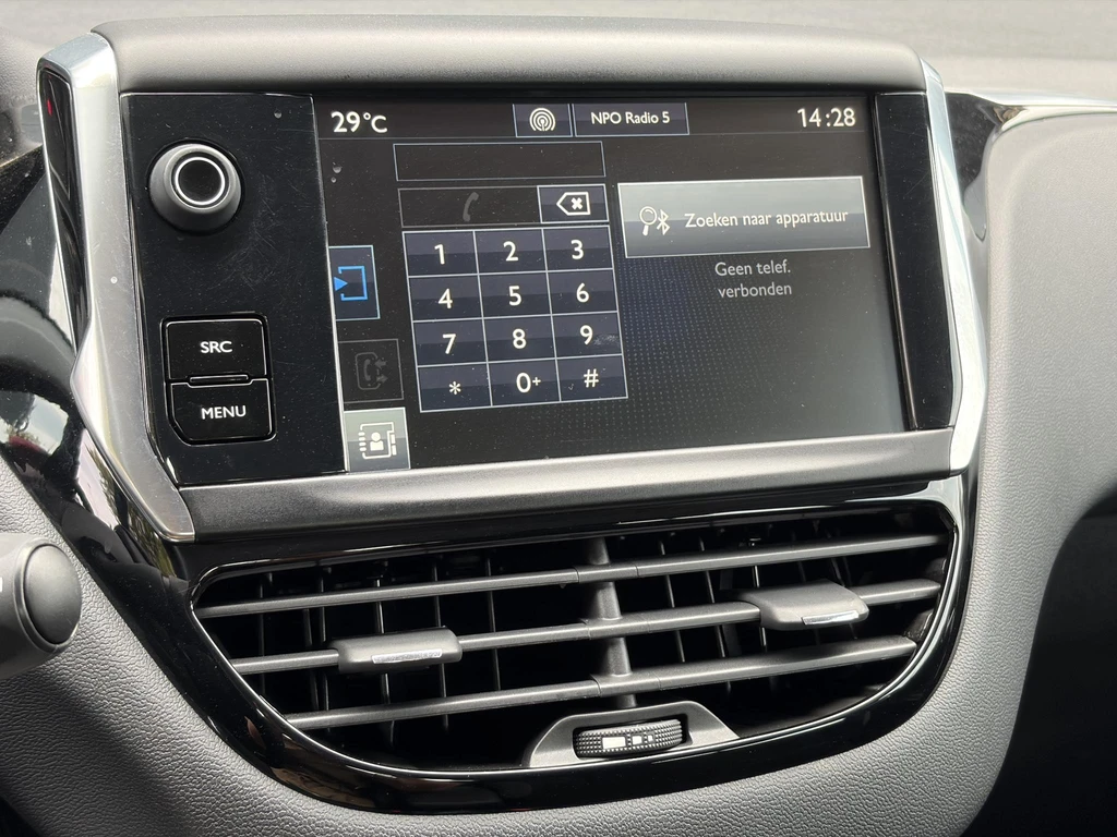 Peugeot 208 – foto 18