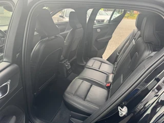 Volvo XC40 – thumbnail 30