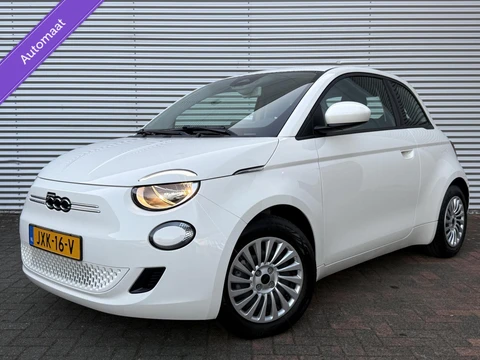Fiat 500 24 kWh Navi Camera Carplay Led Cruise SOH 100% Eerste Eigenaar Dealer Onderhouden Nieuwstaat 2023 Nouvelle 500 70 Kw 95 Pk incl 12 maanden garantie