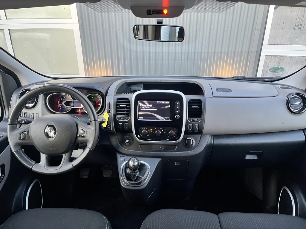 Renault Trafic – foto 12