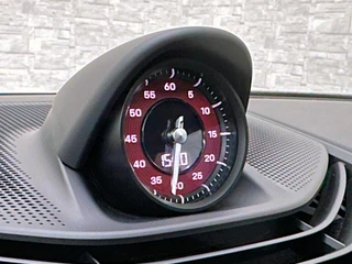 Porsche Taycan – thumbnail 19