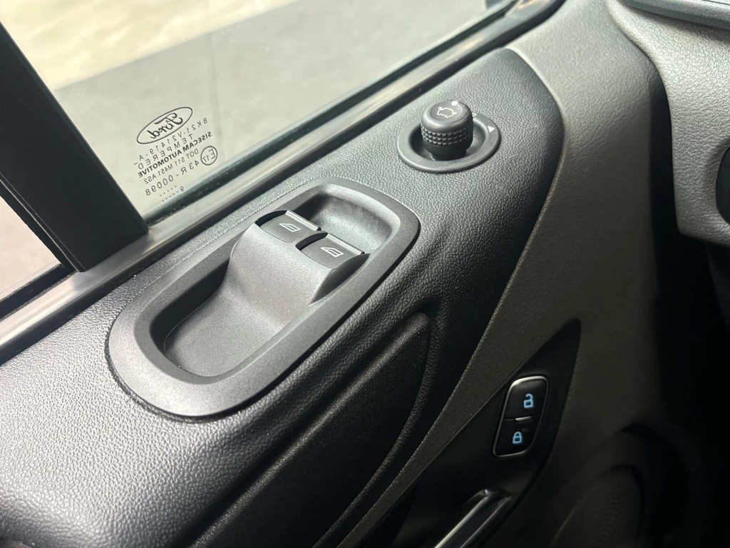 Ford Transit Custom – foto 15