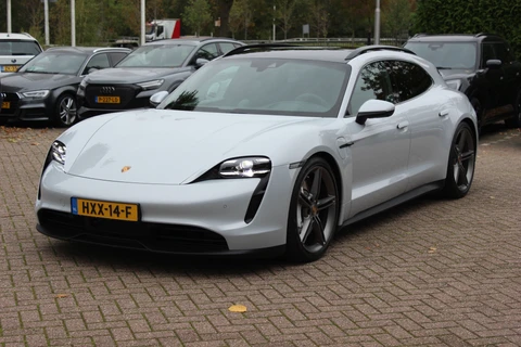 Porsche Taycan Sport Turismo 4S 93 kWh / SoH 94.5 % / Panoramadak / 360Camera / Head-up / Burmester / 21'' / Luchtvering / Stoel+Stuurverwarming / Dodehoek / DAB / ACC / Warmtepomp