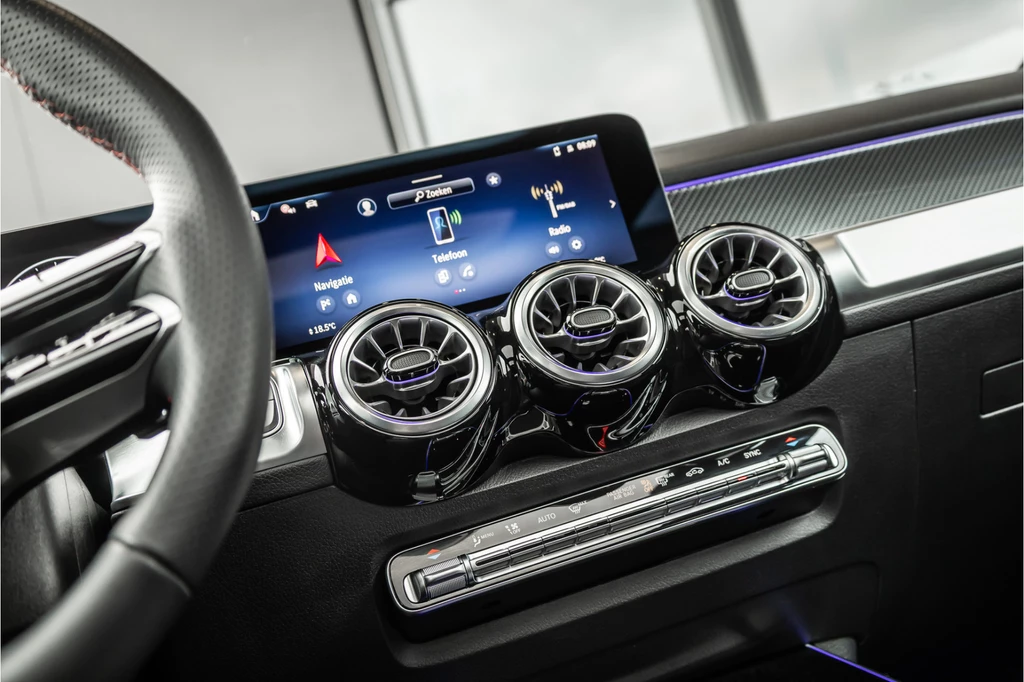 Mercedes-Benz GLB – foto 18