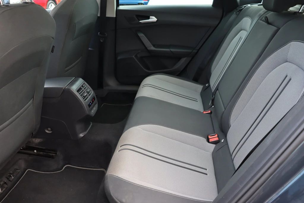 SEAT Leon – foto 11