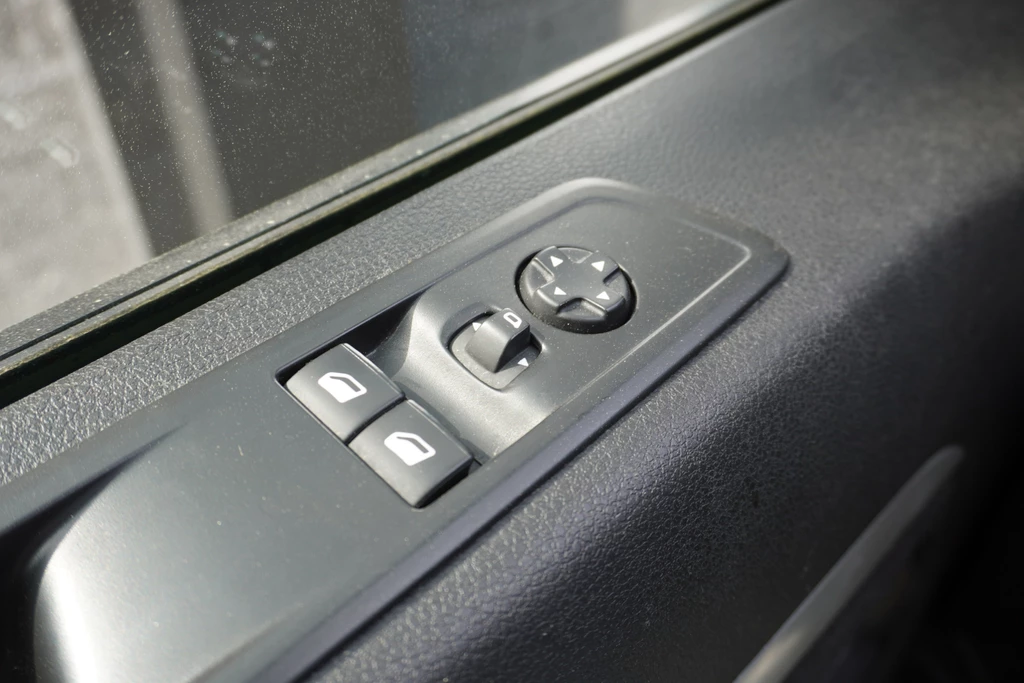 Opel Vivaro – foto 17