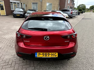 Mazda 3 – thumbnail 3