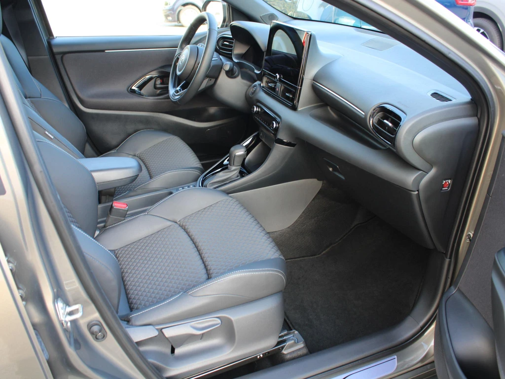 Toyota Yaris – foto 12