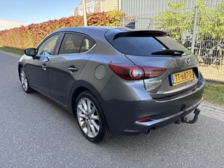 Mazda 3 – thumbnail 4