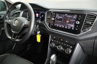 Volkswagen T-Roc – thumbnail 8