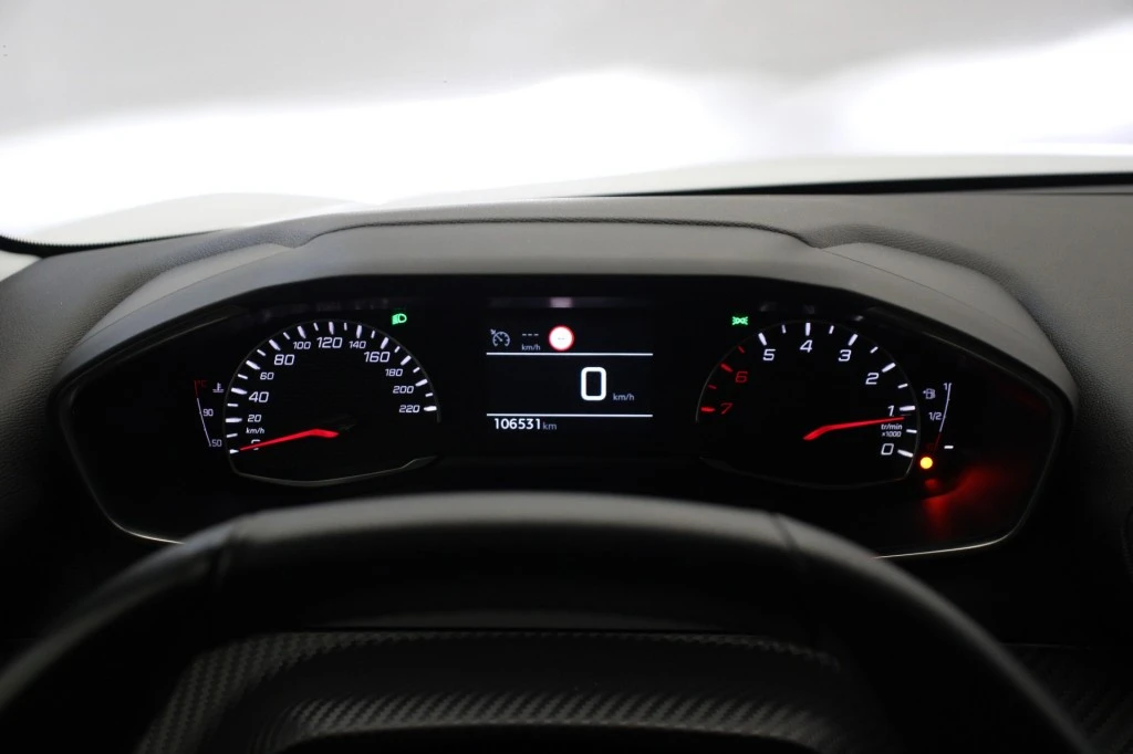Peugeot 208 – foto 24
