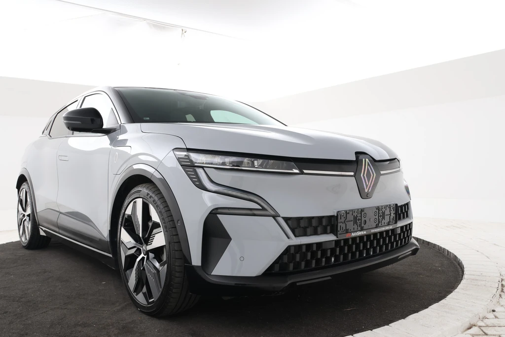 Renault Megane E-Tech – foto 6