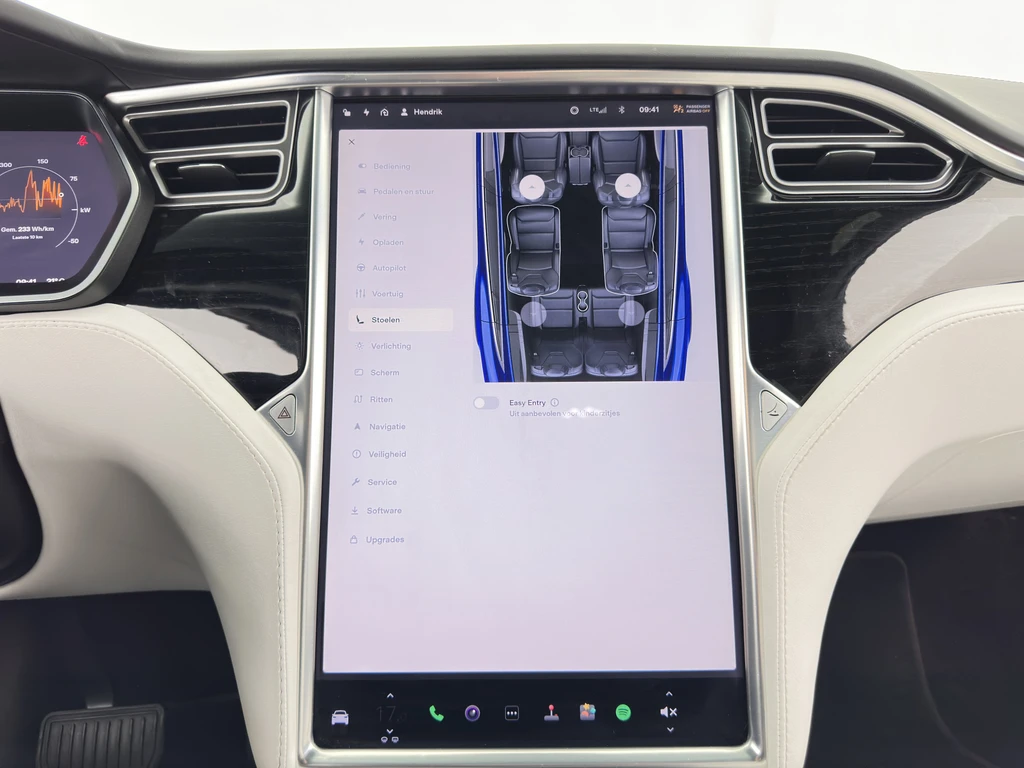 Tesla Model X – foto 25