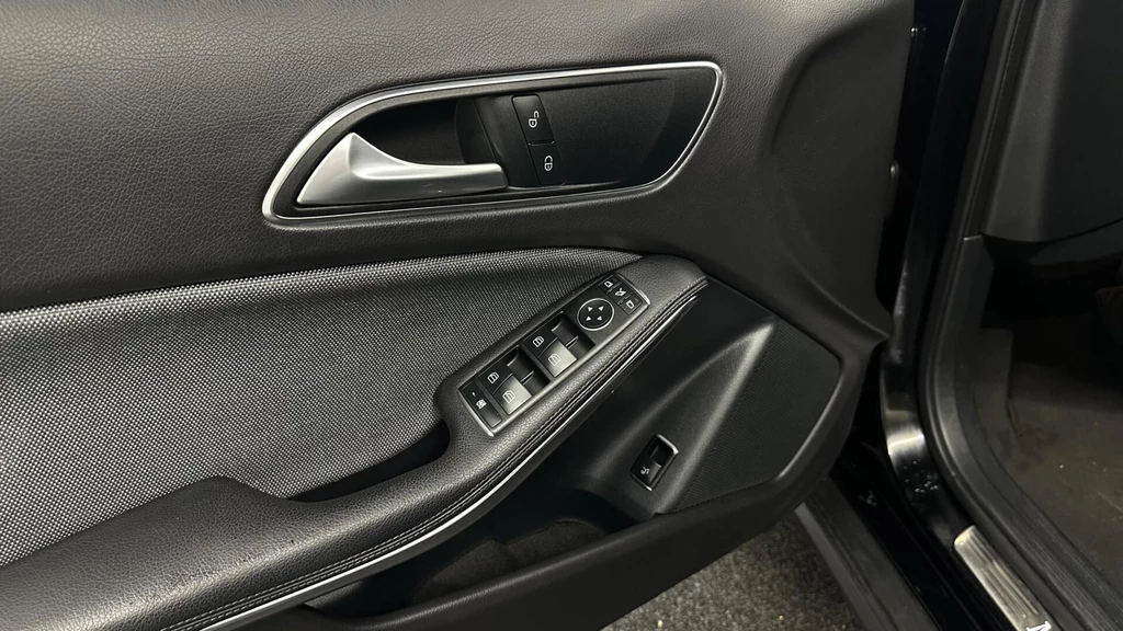 Mercedes-Benz GLA – foto 23