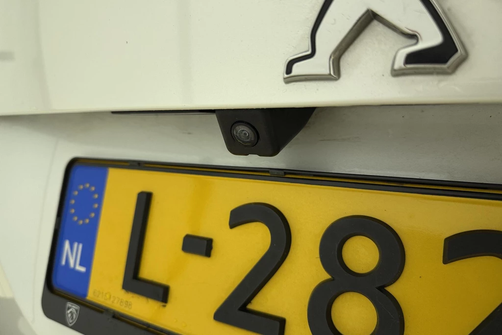 Peugeot e-2008 – foto 11