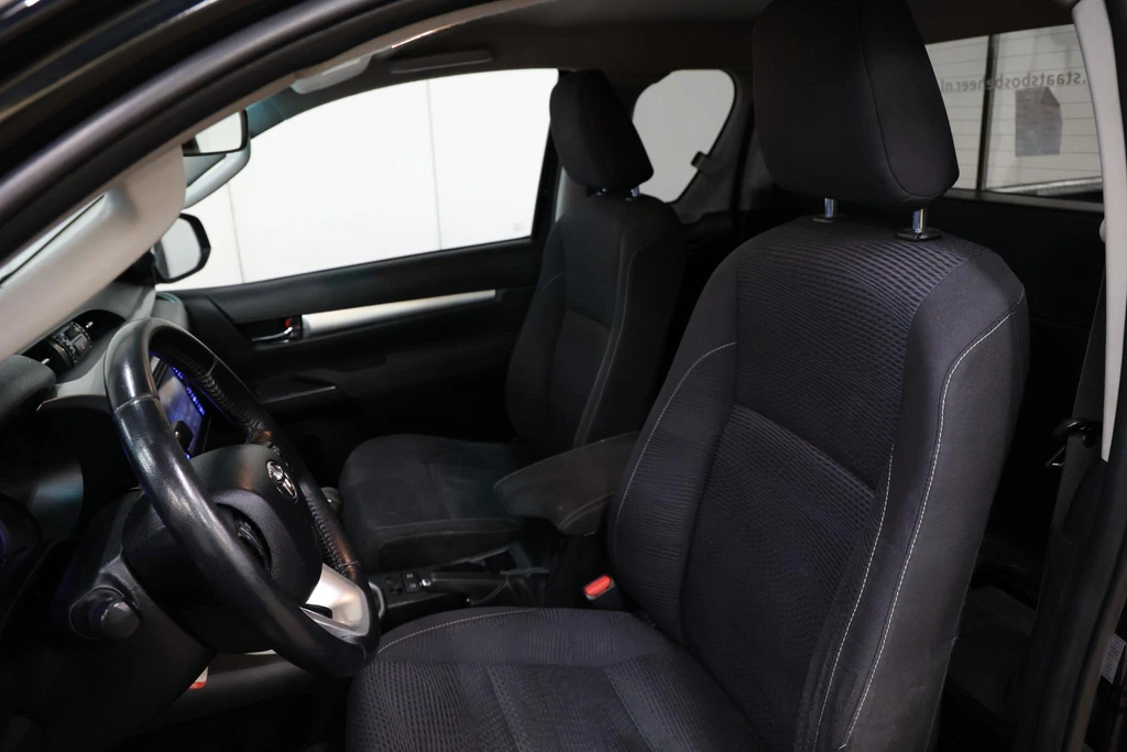 Toyota Hilux – foto 14
