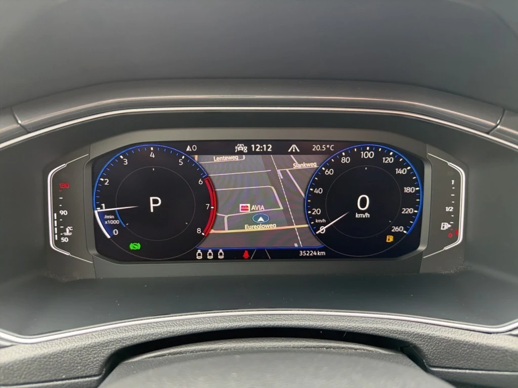 Volkswagen T-Roc – foto 16