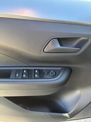 Opel Frontera – thumbnail 30
