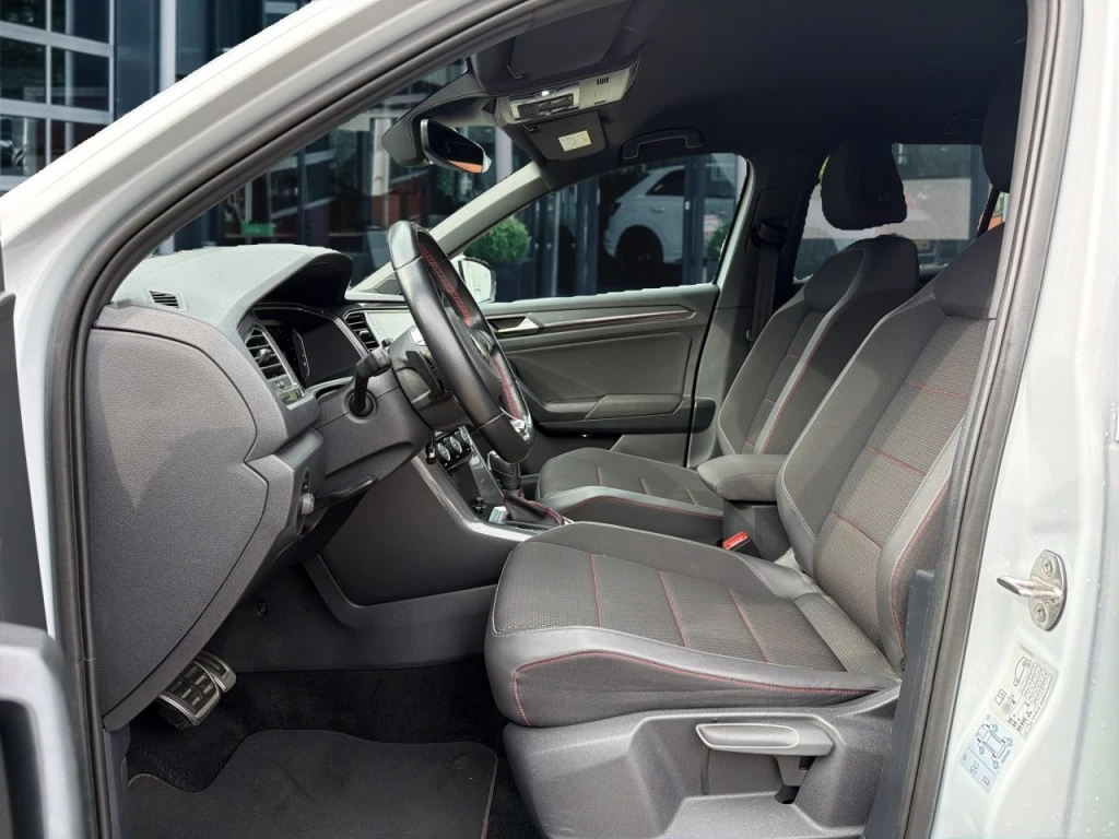 Volkswagen T-Roc – foto 12