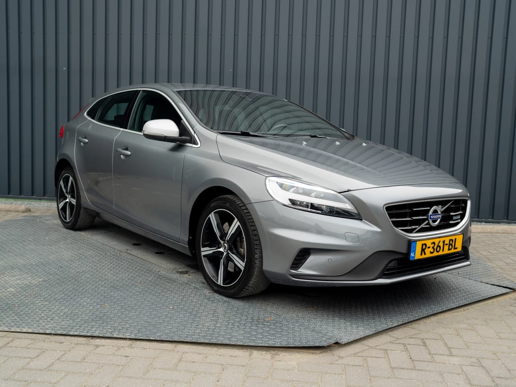 Volvo V40 – foto 15