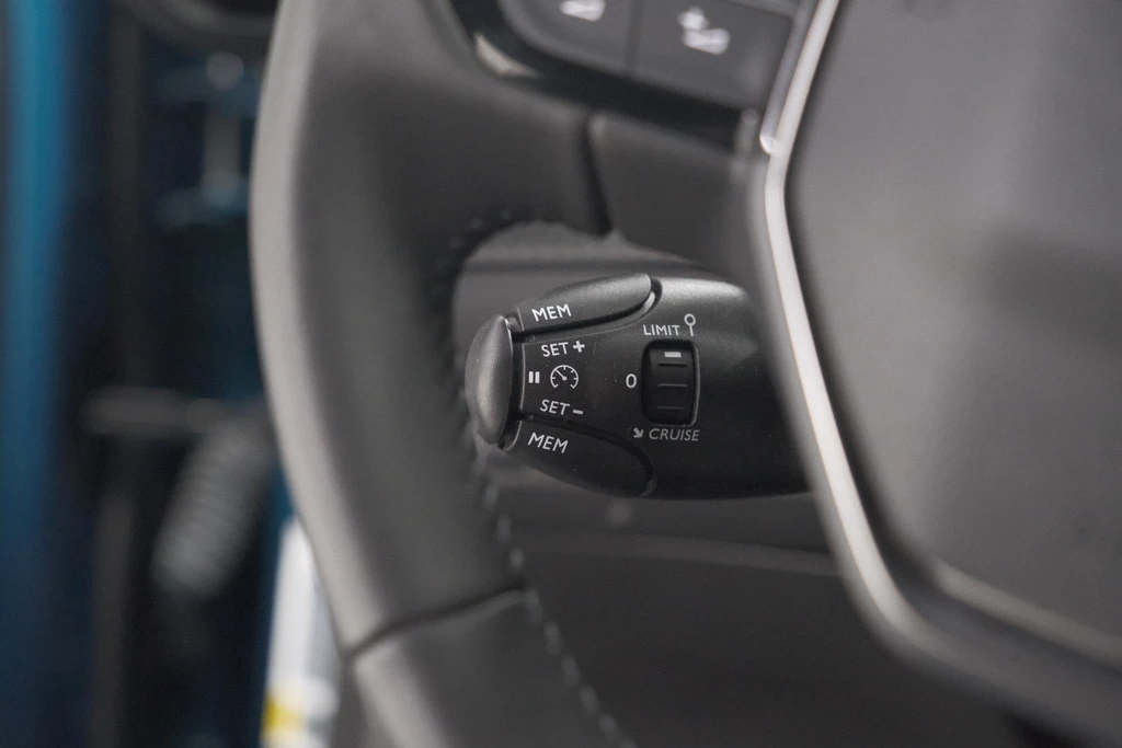 Peugeot e-2008 – foto 16