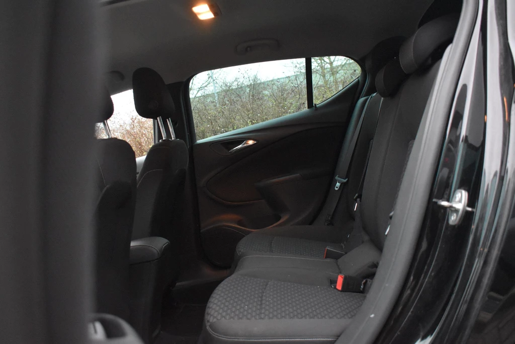Opel Astra – foto 39