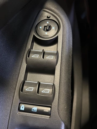 Ford C-MAX – thumbnail 21