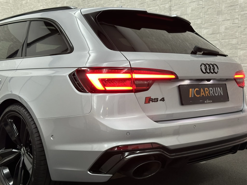 Audi RS4 – foto 5