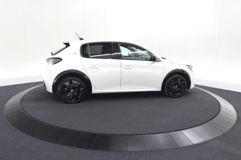 Peugeot e-208 – foto 10