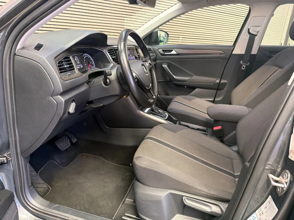 Volkswagen T-Roc – foto 12