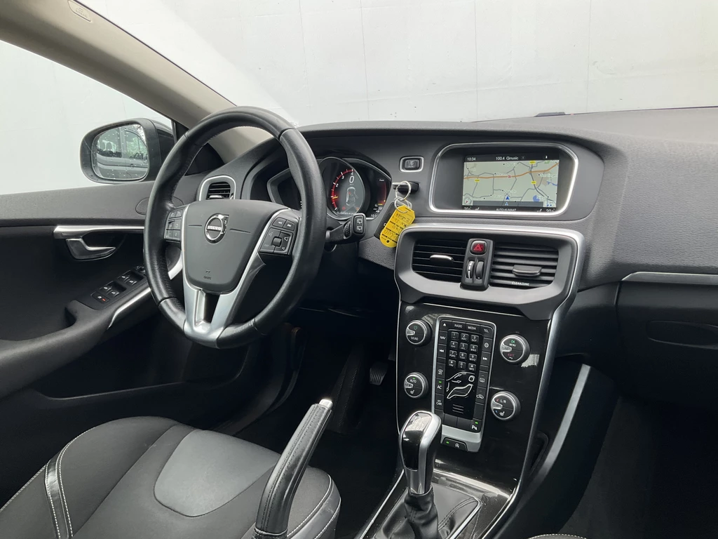 Volvo V40 – foto 24