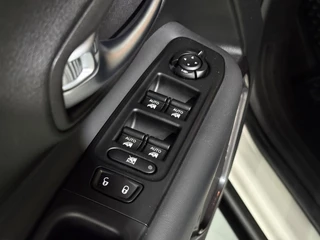 Jeep Renegade – thumbnail 15