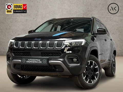 Jeep Compass 4xe 240 Plug-in Hybrid Electric Trailhawk 240Pk Automaat (PANORAMADAK, VIRTUAL COCKPIT, APPLE CARPLAY, GROOT NAVI, CAMERA, LEDER, SPORTSTOELEN, KEYLESS, ADAPTIVE CRUISE, GETINT GLAS, NIEUWSTAAT)