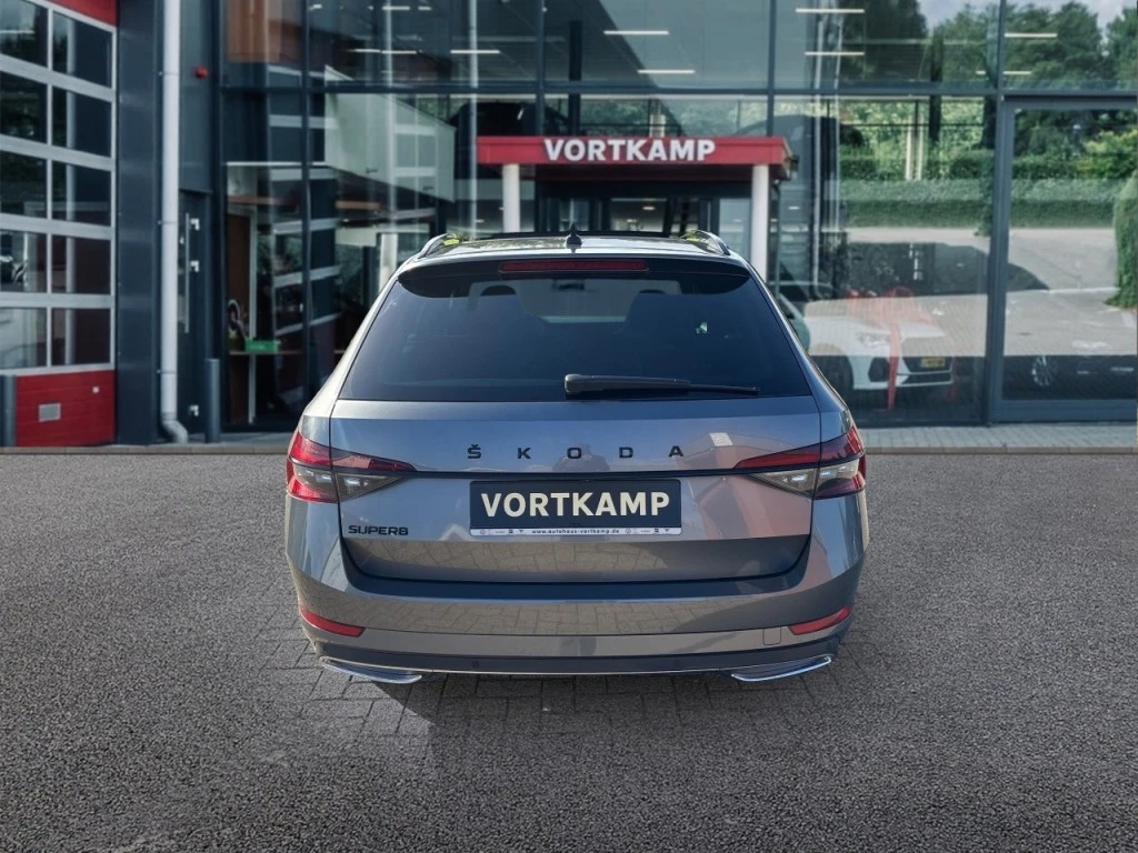 Škoda Superb – foto 4