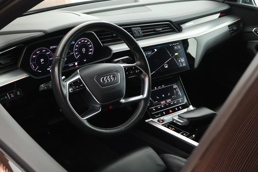 Audi e-tron – foto 8