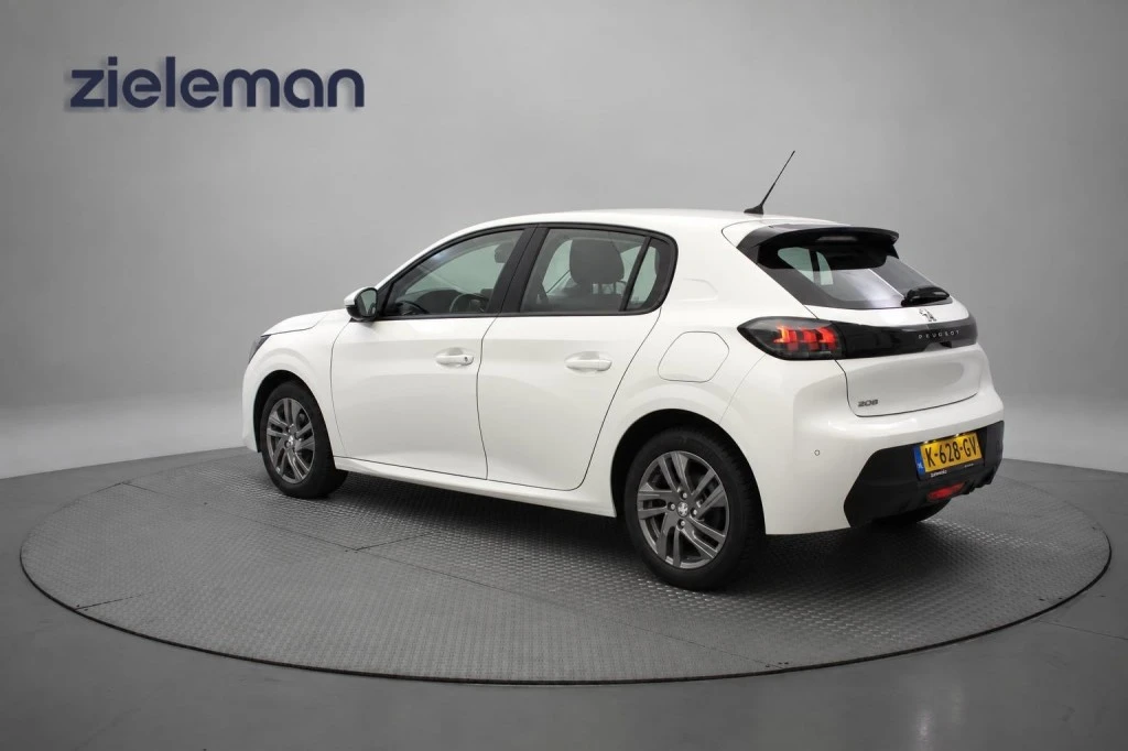Peugeot 208 – foto 3