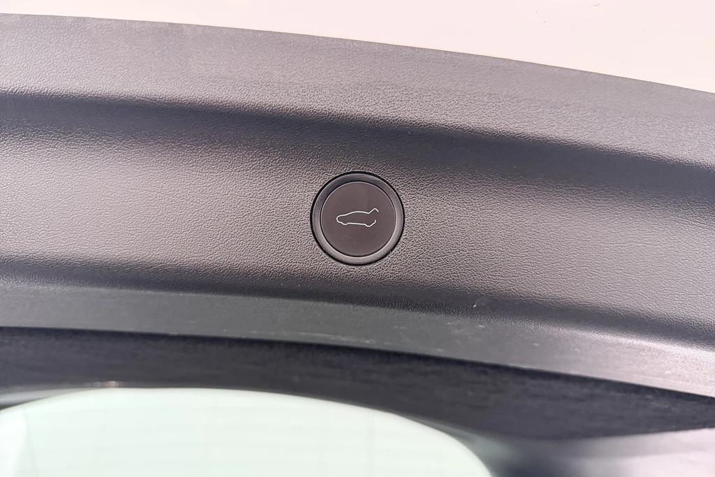 Tesla Model Y – foto 15