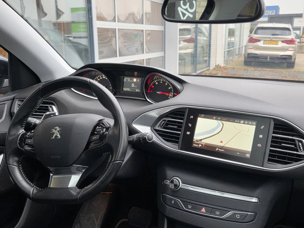 Peugeot 308 – foto 13