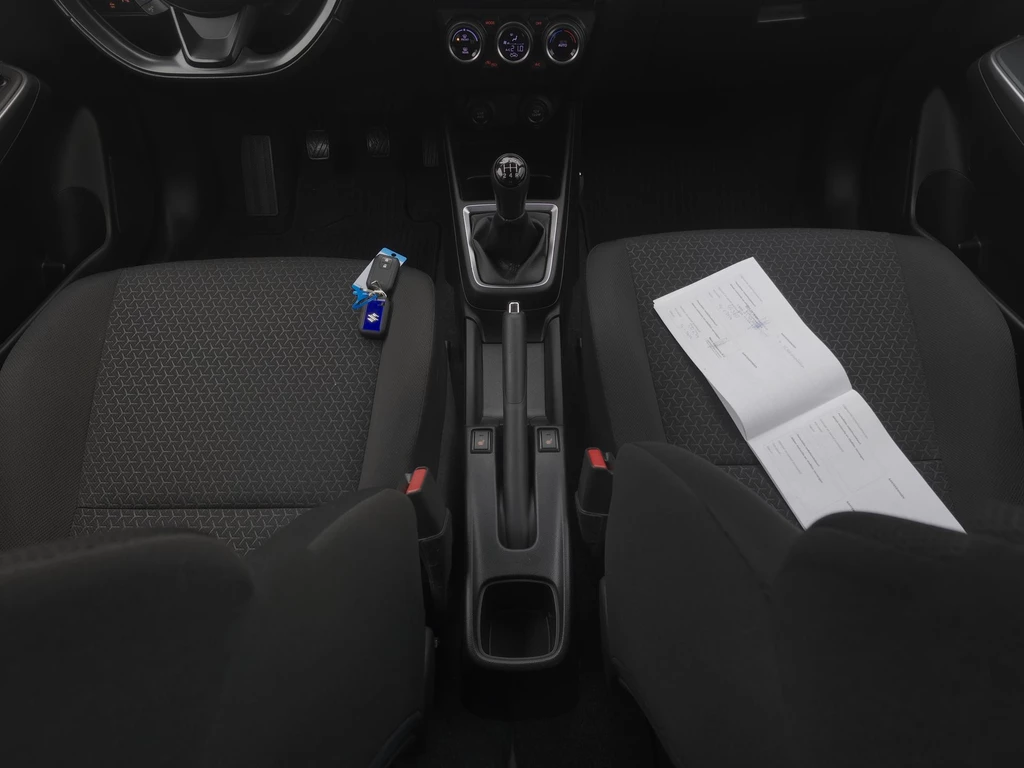 Suzuki Swift – foto 27