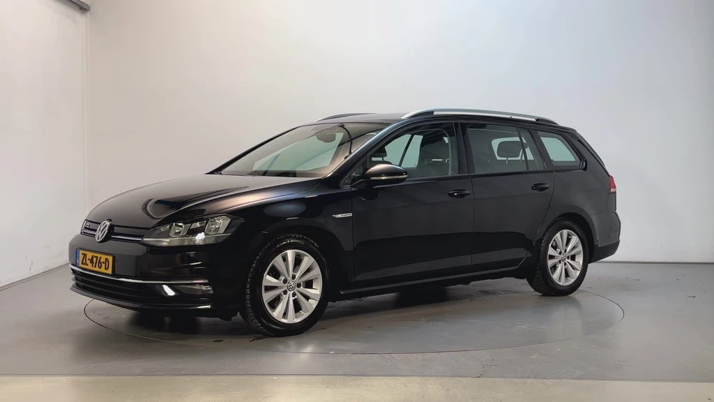 Volkswagen Golf – foto 1