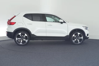 Volvo XC40 – thumbnail 5