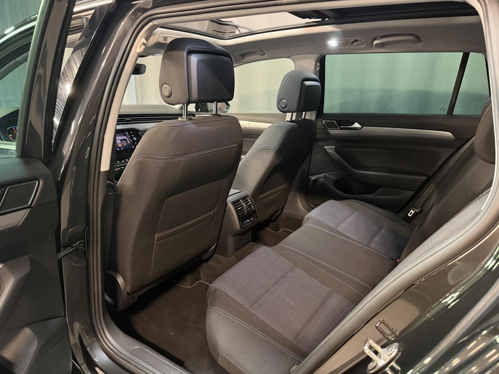 Volkswagen Passat – foto 34
