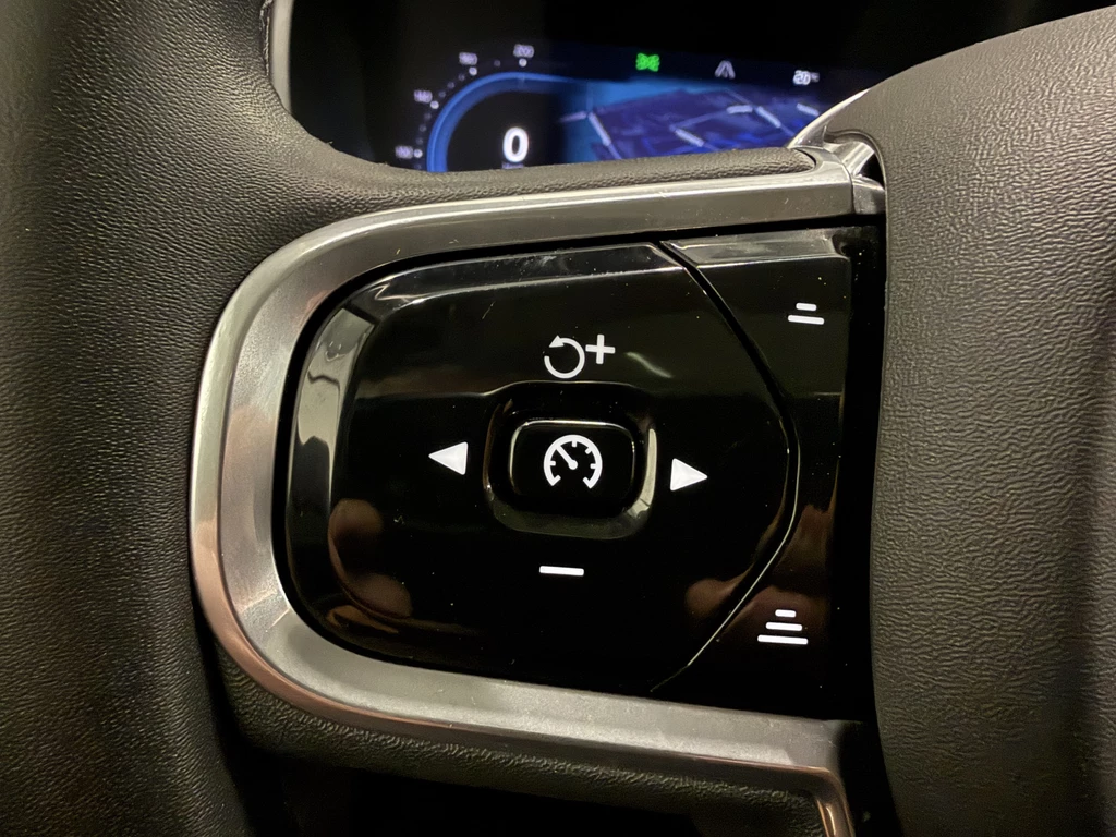 Volvo XC90 – foto 31