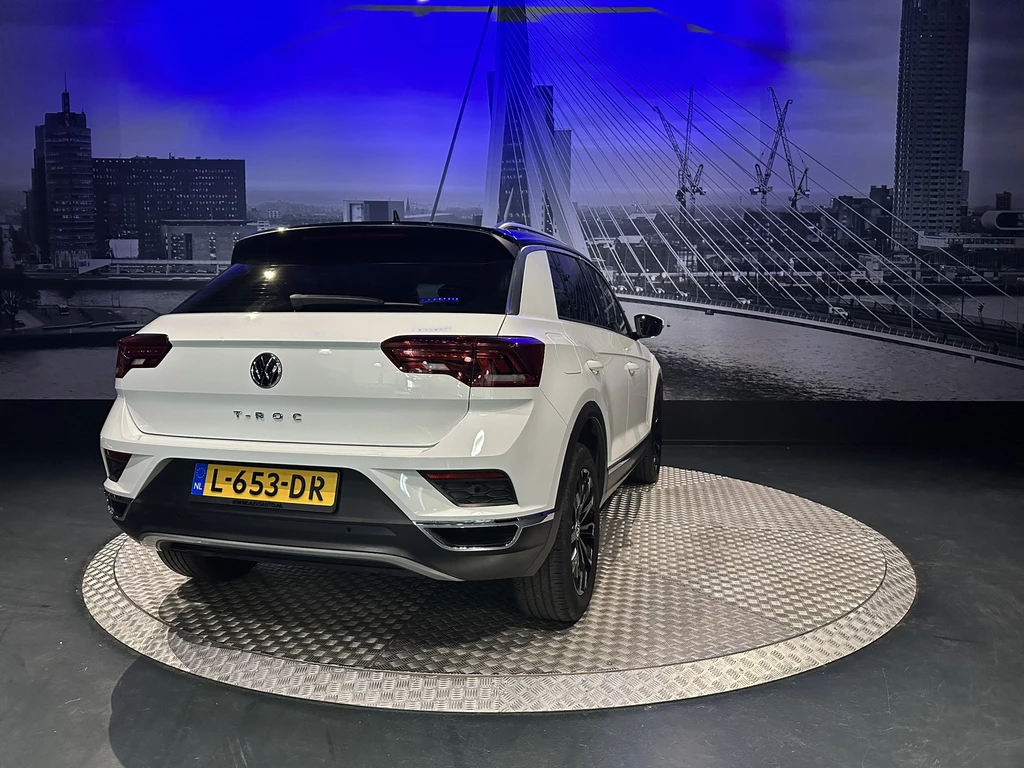 Volkswagen T-Roc – foto 7