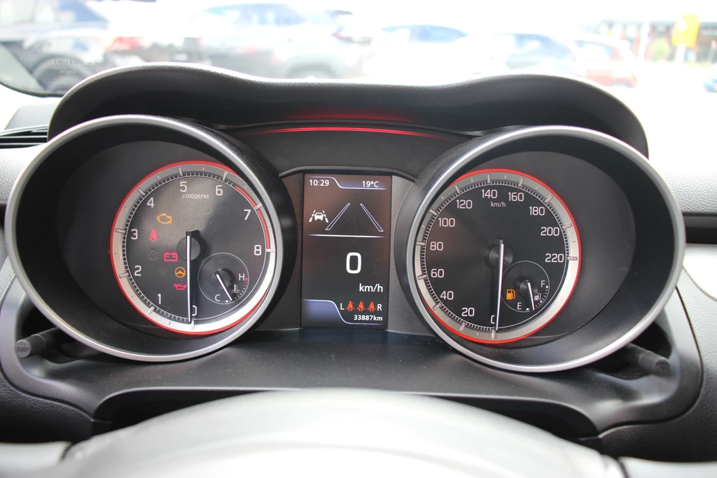 Suzuki Swift – foto 21