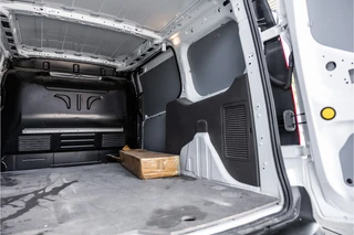 Ford Transit Connect – thumbnail 25