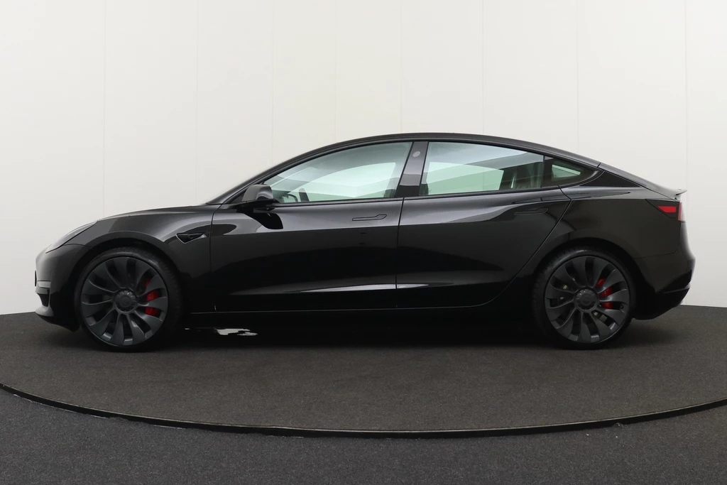 Tesla Model 3 – foto 2