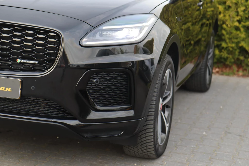 Jaguar E-PACE – foto 96