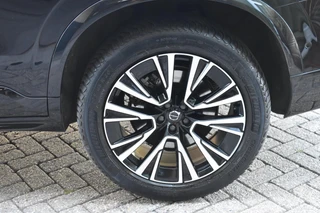 Volvo XC90 – thumbnail 5