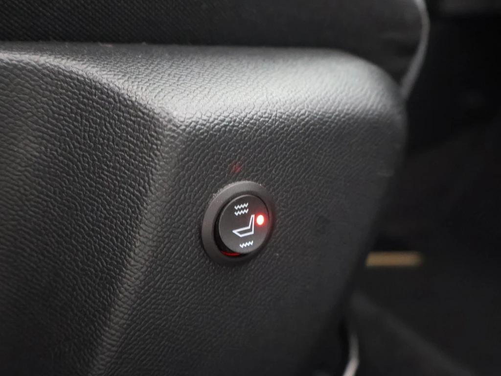Peugeot e-2008 – foto 11